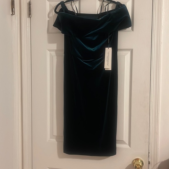 Calvin Klein green dress size 4 - Picture 1 of 3